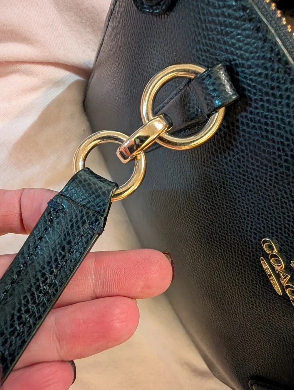Vintage Coach Black Pebbled Leather Shoulder Bag with Gold Hardware